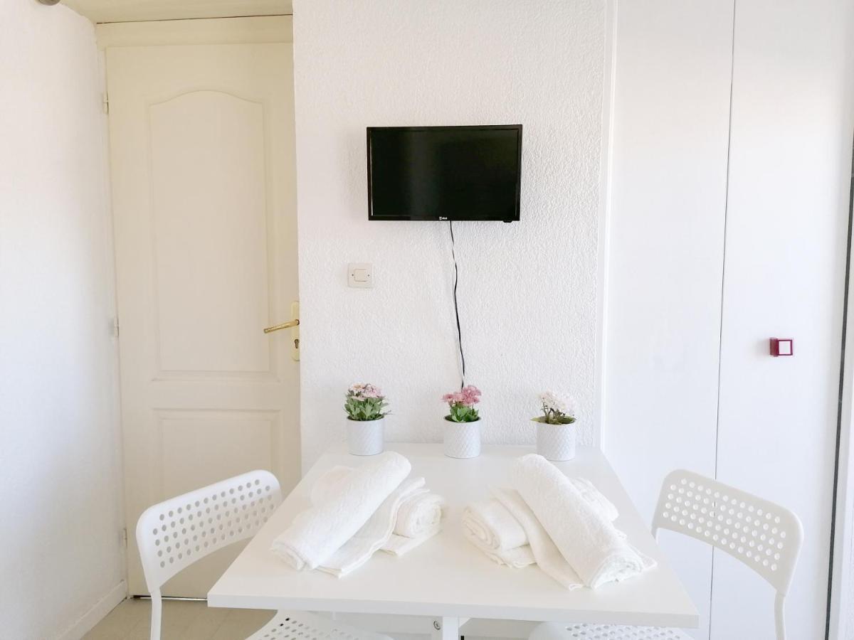 Studio Vieux-Port Avec Terrasse มาร์กเซย ภายนอก รูปภาพ